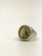 Load image into Gallery viewer, BIG SOFTY LABRADORITE RING
